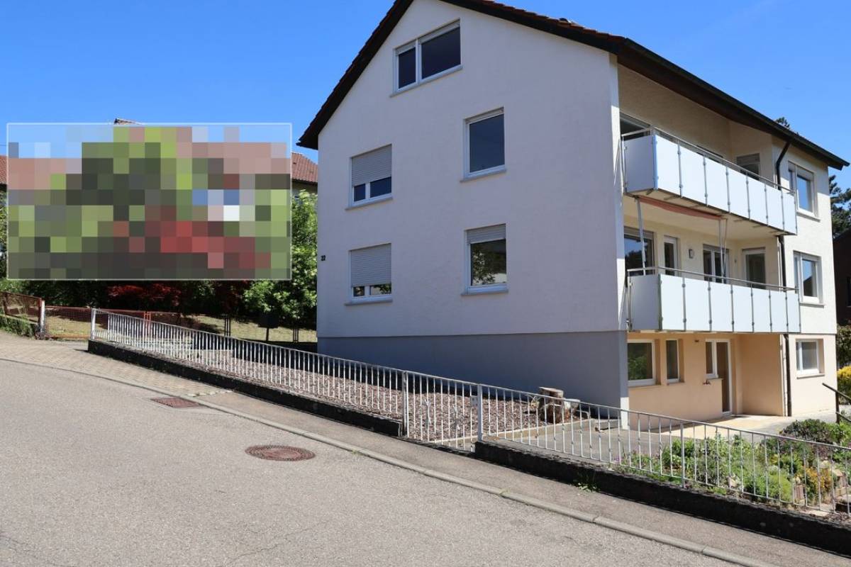 Zweifamilienhaus in guter Lage von Ebersbach